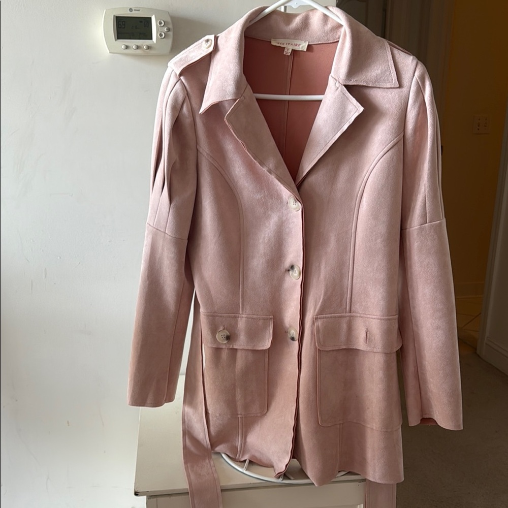 Women's suede trench coat in dusty pink